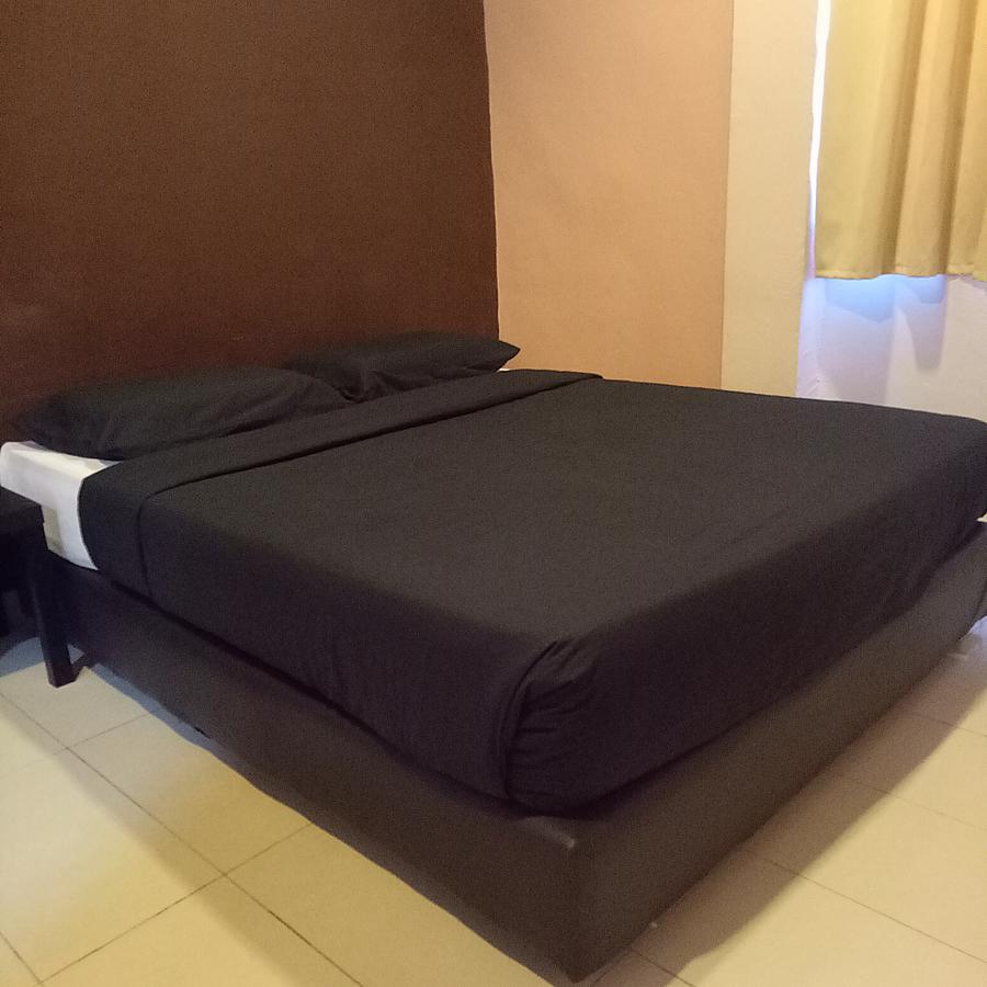 Auberge de jeunesse Hood à Kota Kinabalu Extérieur photo